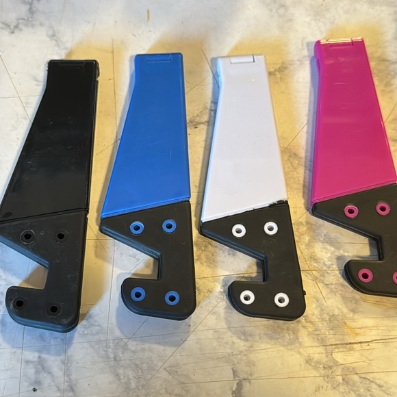 Folding tablet/phone stand - Picture 5 of 5